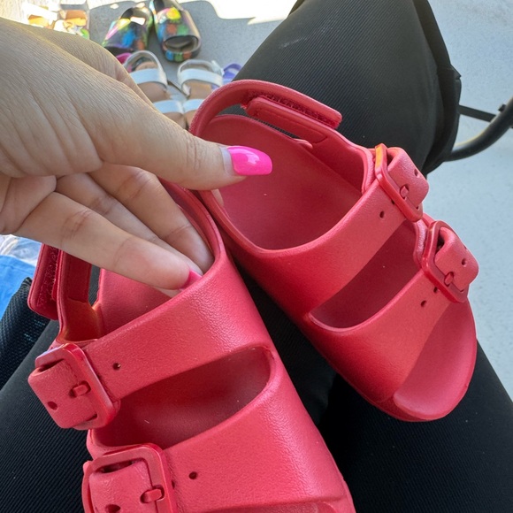 Kids Red Sandals - Picture 1 of 6